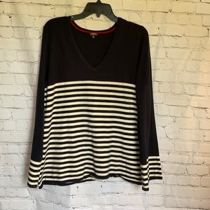 Black and White sweater